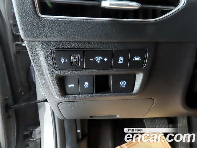 Hyundai Sonata 2020 — ფოტო 16/20
