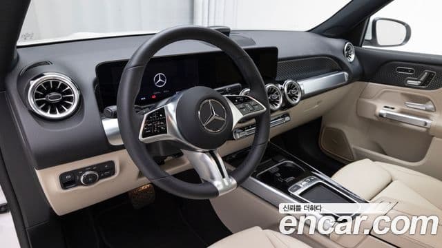 Mercedes-Benz EQB 2025 — ფოტო 10/20