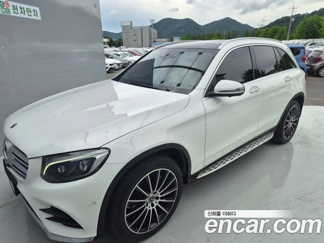 Mercedes-Benz GLC-Class 2019 — Şəkil 2/13