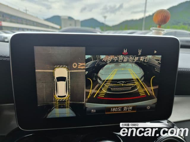 Mercedes-Benz GLC-Class 2019 — Şəkil 10/13