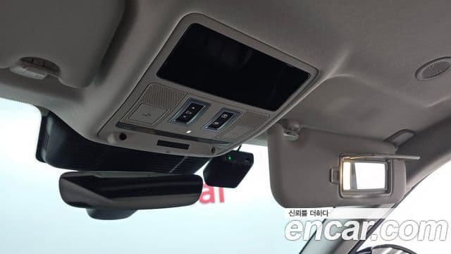 Land Rover Range Rover Evoque 2023 — Photo 14/32