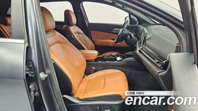 Kia Sportage 2021 — Фото 11/20