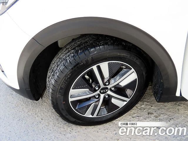 Kia Niro 2021 — Фото 20/20
