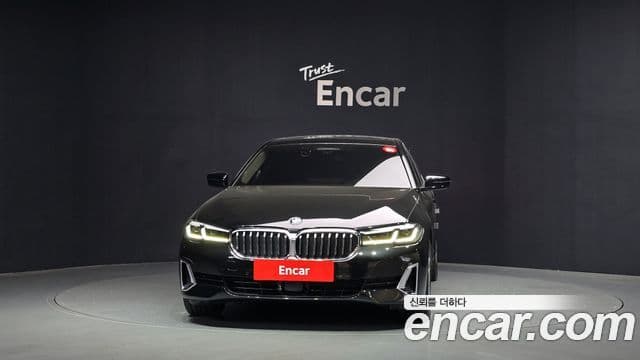 BMW 5 Series 2022 — ფოტო 3/20