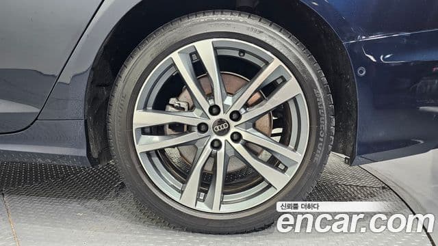 Audi A6 2022 — Photo 19/30