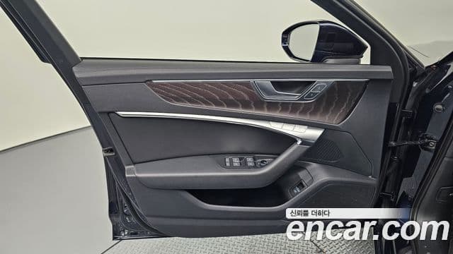 Audi A6 2022 — Photo 10/30
