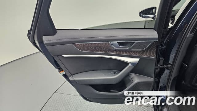 Audi A6 2022 — Photo 20/30