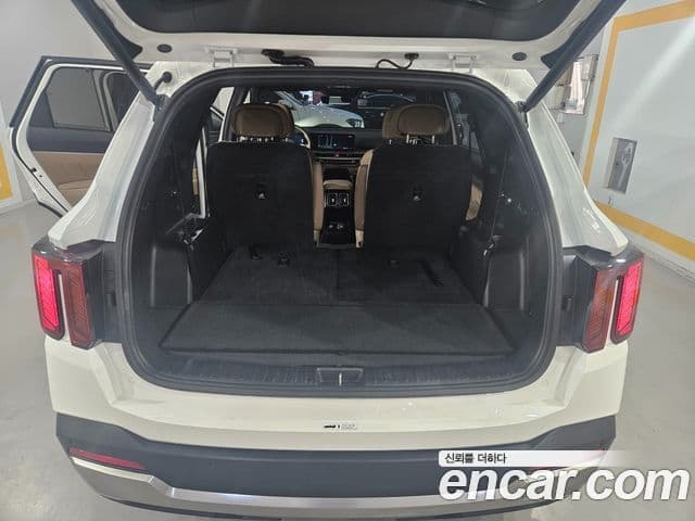 Kia Sorento 2025 — Фото 11/20