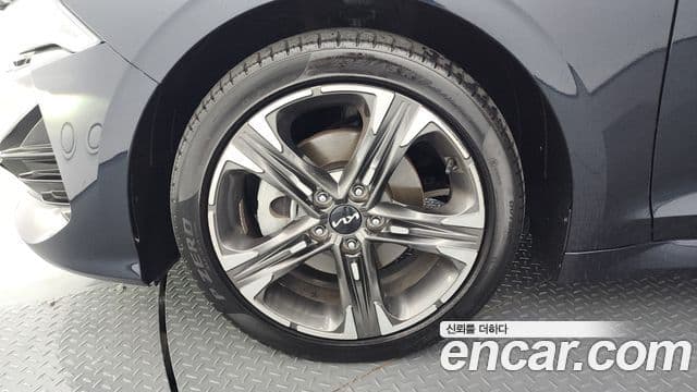 Kia K5 2023 — Şəkil 5/20