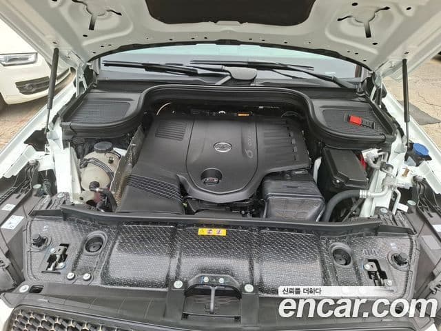 Mercedes-Benz GLE-Class 2025 — ფოტო 20/20