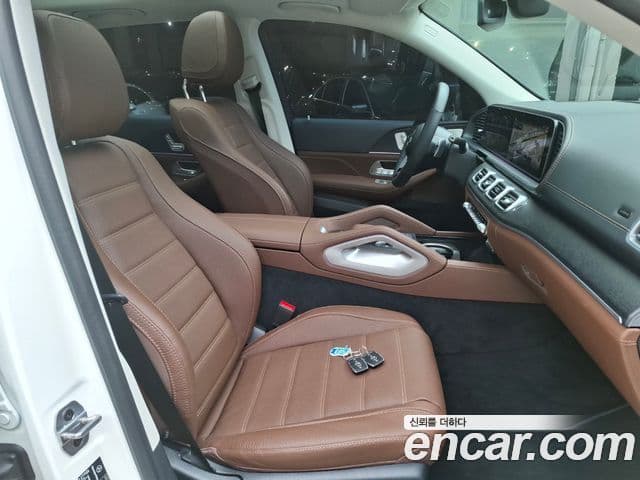 Mercedes-Benz GLE-Class 2025 — ფოტო 4/20