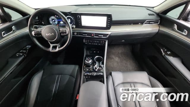 Kia K5 2023 — Şəkil 7/20