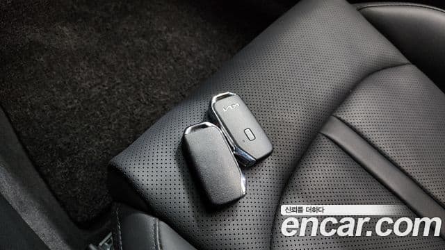 Kia K5 2023 — Şəkil 15/20