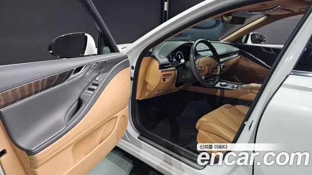 Genesis Electrified G80 2023 — ფოტო 10/20