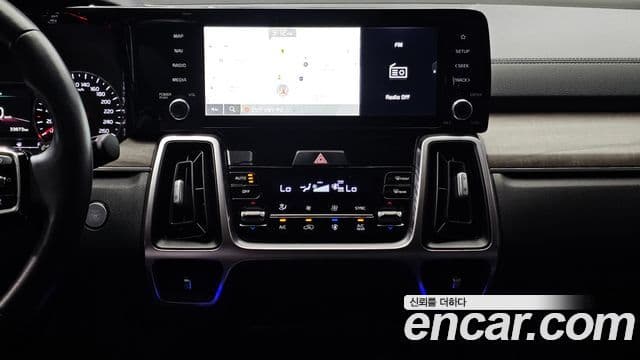 Kia Sorento 2021 — Şəkil 15/20