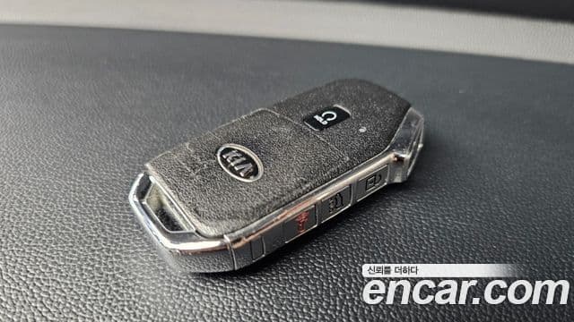 Kia Sorento 2021 — Şəkil 18/20