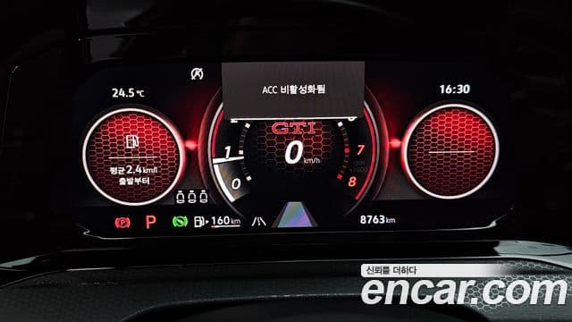 Volkswagen Golf 2024 — ფოტო 8/20