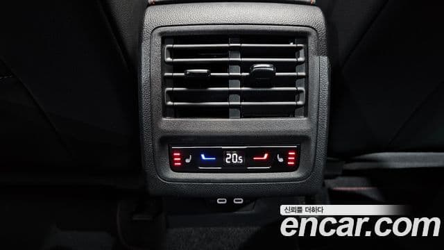 Volkswagen Golf 2024 — ფოტო 19/20