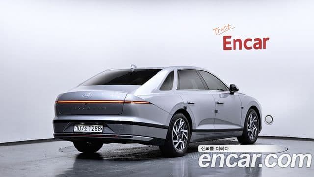 Hyundai Grandeur 2023 — Şəkil 2/20