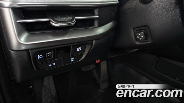 Hyundai Grandeur 2023 — Şəkil 19/20