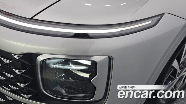 Hyundai Grandeur Hybrid 2023 — Photo 7/34