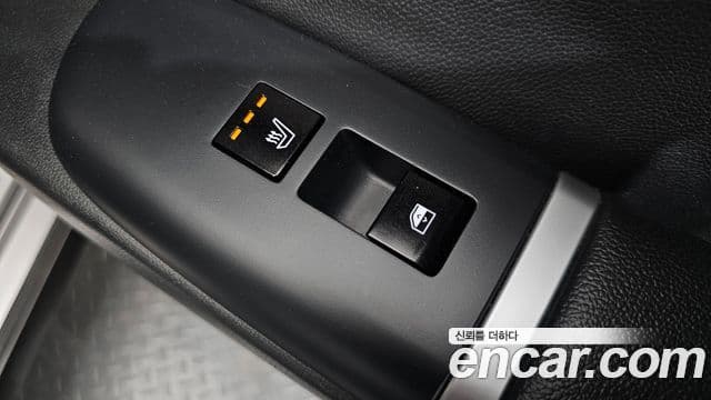 Hyundai Grandeur Hybrid 2023 — Photo 3/34