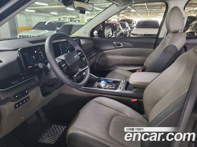 Kia Carnival 2025 — Şəkil 11/20