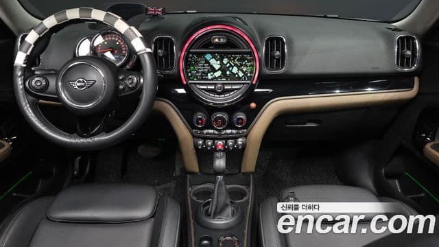 Mini Cooper Countryman 2019 — Şəkil 10/20