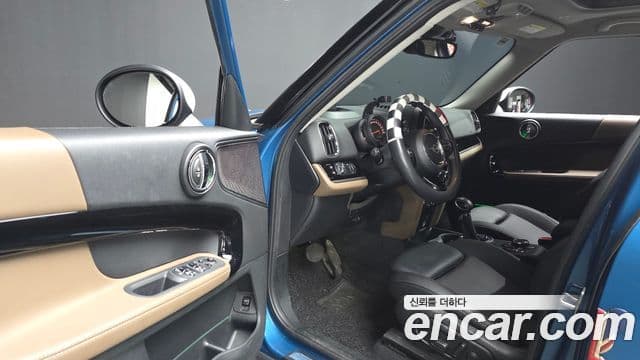 Mini Cooper Countryman 2019 — Şəkil 9/20