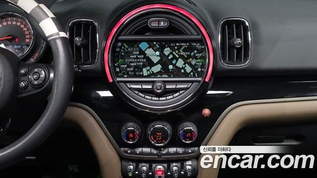 Mini Cooper Countryman 2019 — Şəkil 15/20