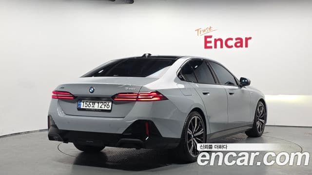 BMW 5 Series 2025 — ფოტო 2/20