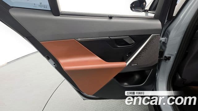 BMW 5 Series 2025 — Photo 5/34