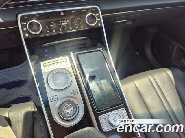 Genesis GV80 2021 — Şəkil 14/20