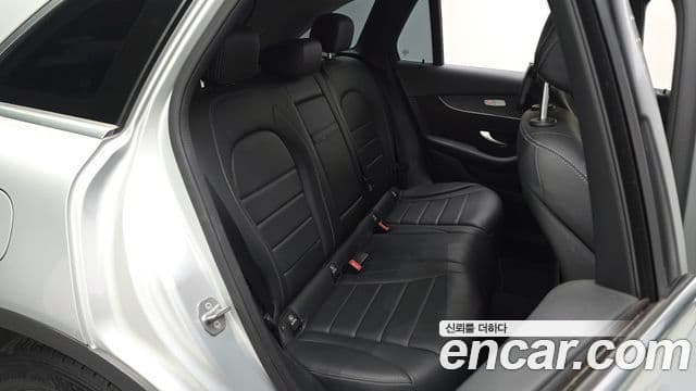 Mercedes-Benz GLC-Class 2019 — Şəkil 12/20