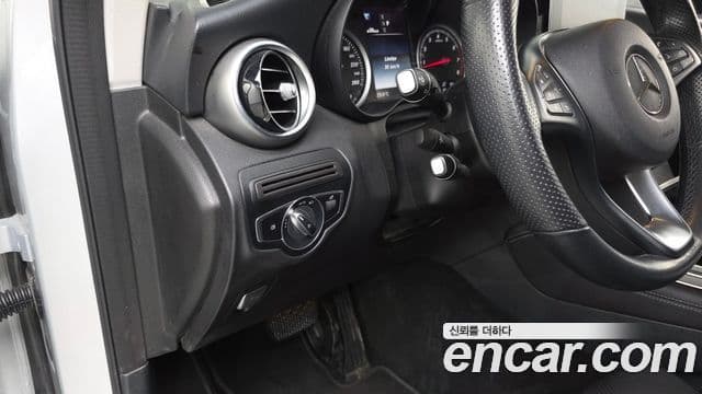 Mercedes-Benz GLC-Class 2019 — Şəkil 13/20