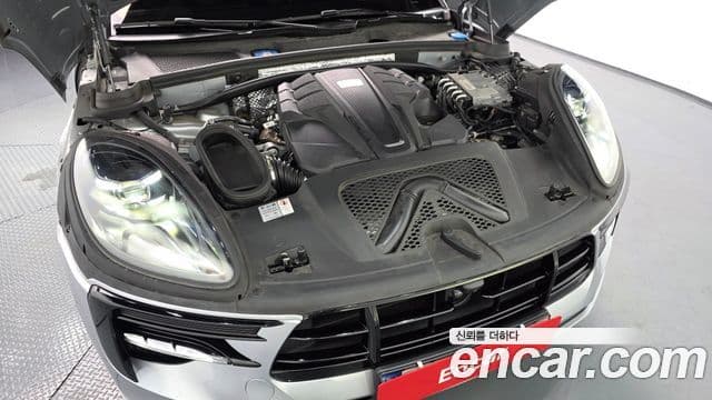 Porsche Macan 2021 — Şəkil 8/20