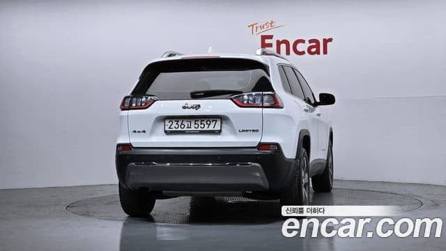 Jeep Cherokee 2021 — Şəkil 4/20