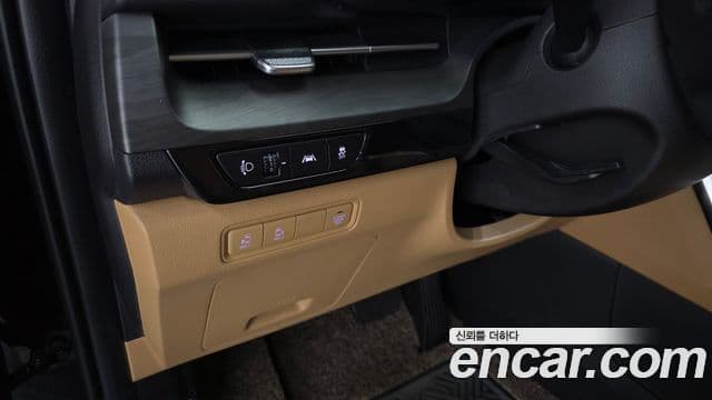 Kia Carnival 2023 — Şəkil 14/20