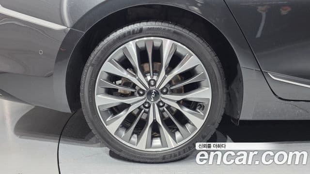 Kia K8 2021 — ფოტო 5/20
