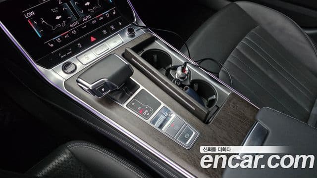 Audi A6 2021 — Şəkil 9/20