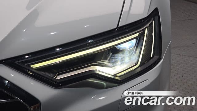Audi A6 2021 — Şəkil 18/30