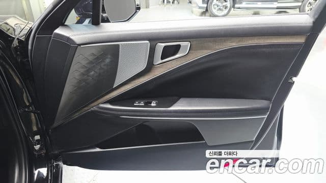 Kia K8 2022 — Photo 25/33