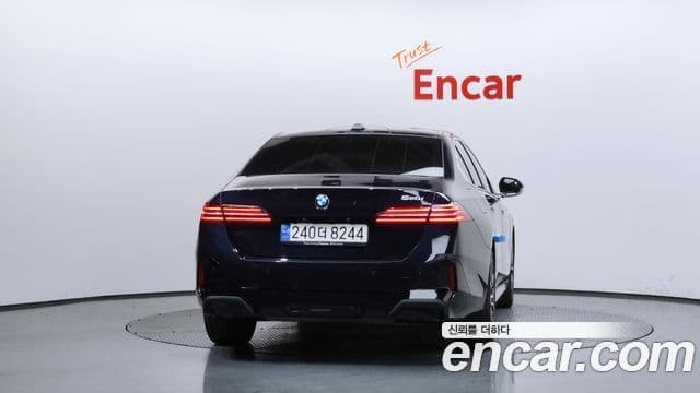 BMW 5 Series 2024 — ფოტო 3/20