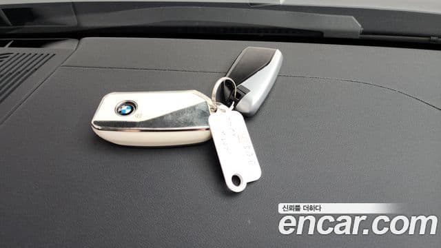 BMW 5 Series 2024 — ფოტო 16/20