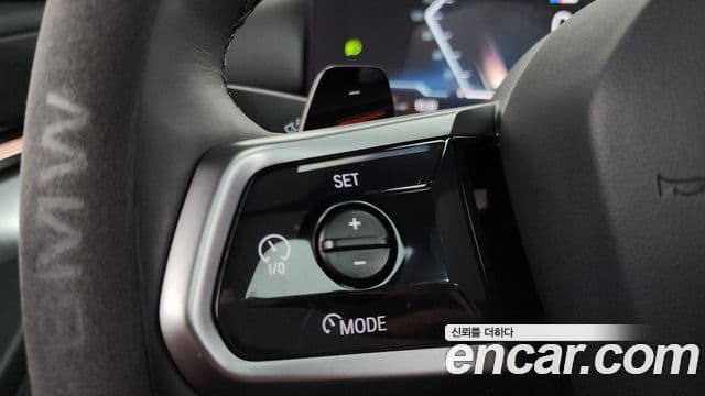 BMW 5 Series 2024 — ფოტო 18/20
