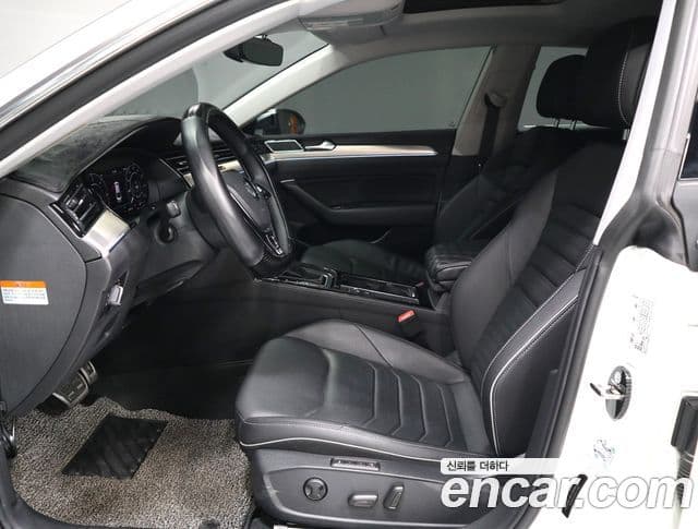 Volkswagen Arteon 2019 — Şəkil 8/20