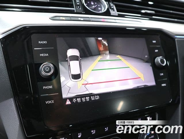 Volkswagen Arteon 2019 — Şəkil 12/20