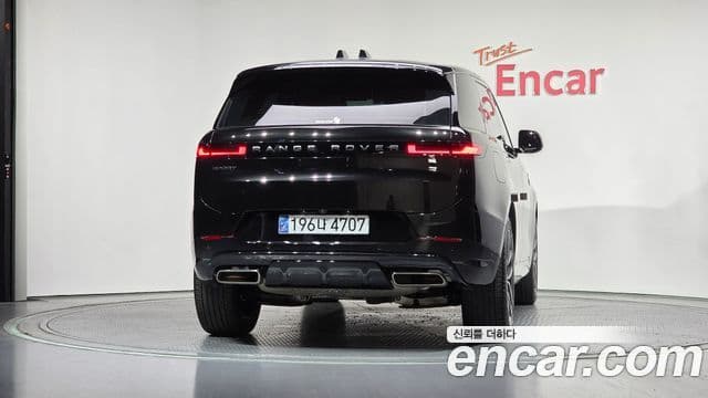 Land Rover Range Rover Sport 2024 — Фото 4/20
