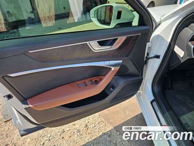 Audi A6 2020 — ფოტო 10/20