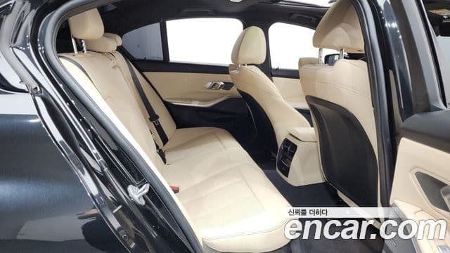 BMW 3 Series 2024 — Şəkil 13/20